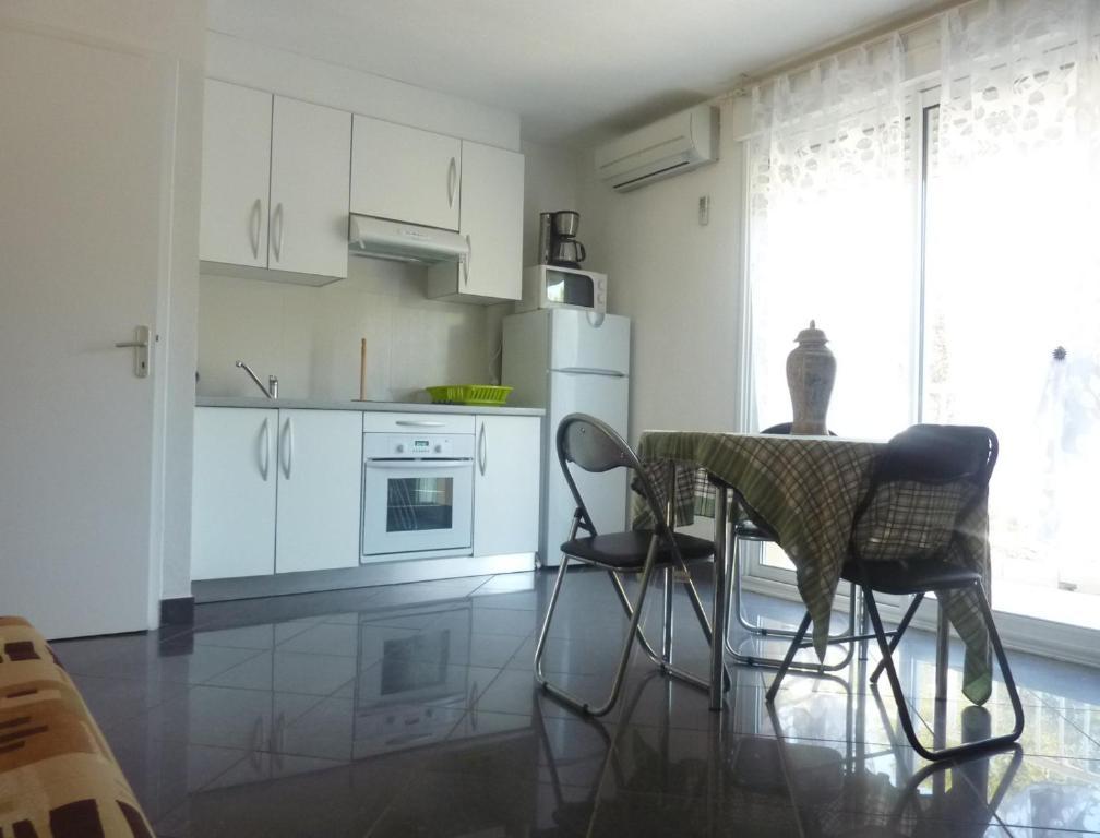 Appart'Hotel Les Rochers Auriol Bilik gambar